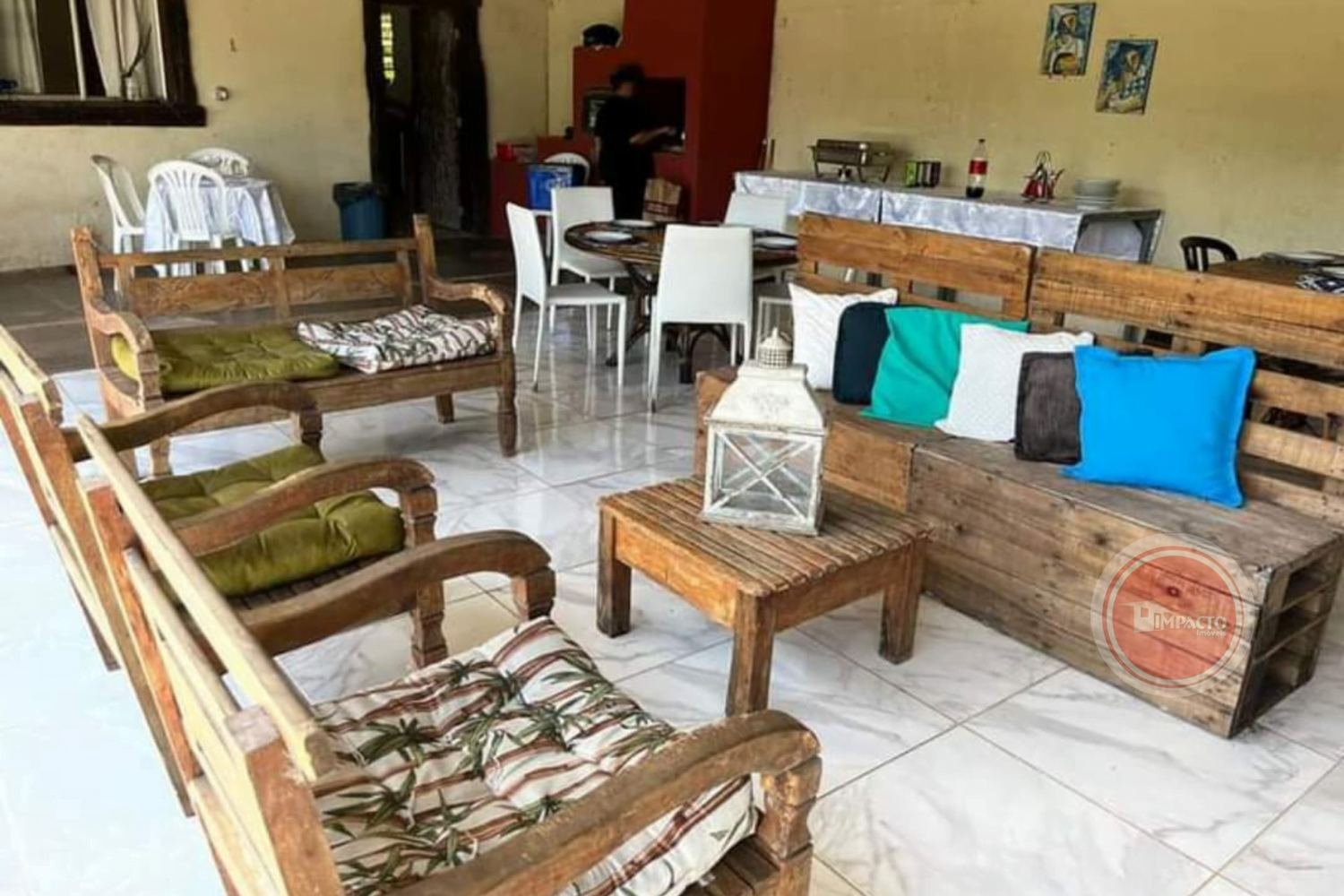 Bela chácara à venda no Jardim Costão