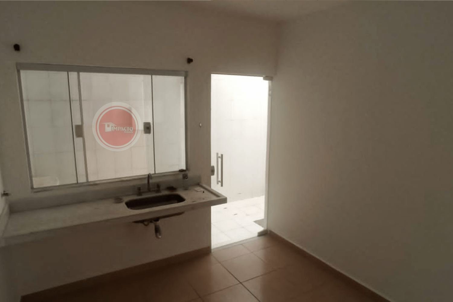 Linda casa à venda no condomínio Forest Hills bairro Itaoca
