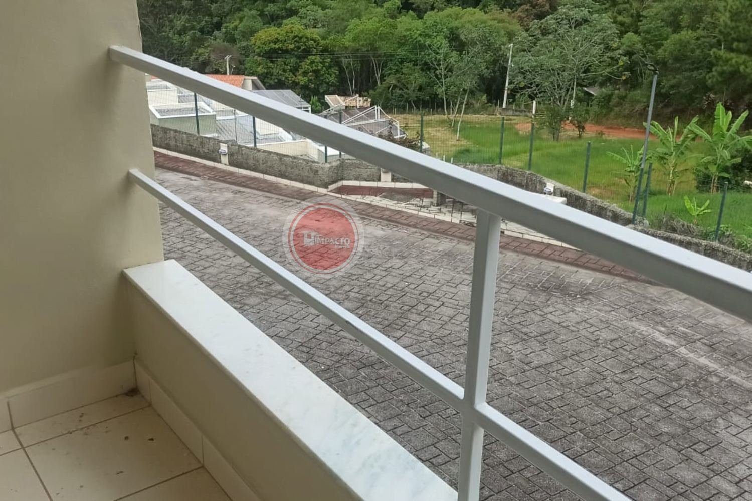 Linda casa à venda no condomínio Forest Hills bairro Itaoca