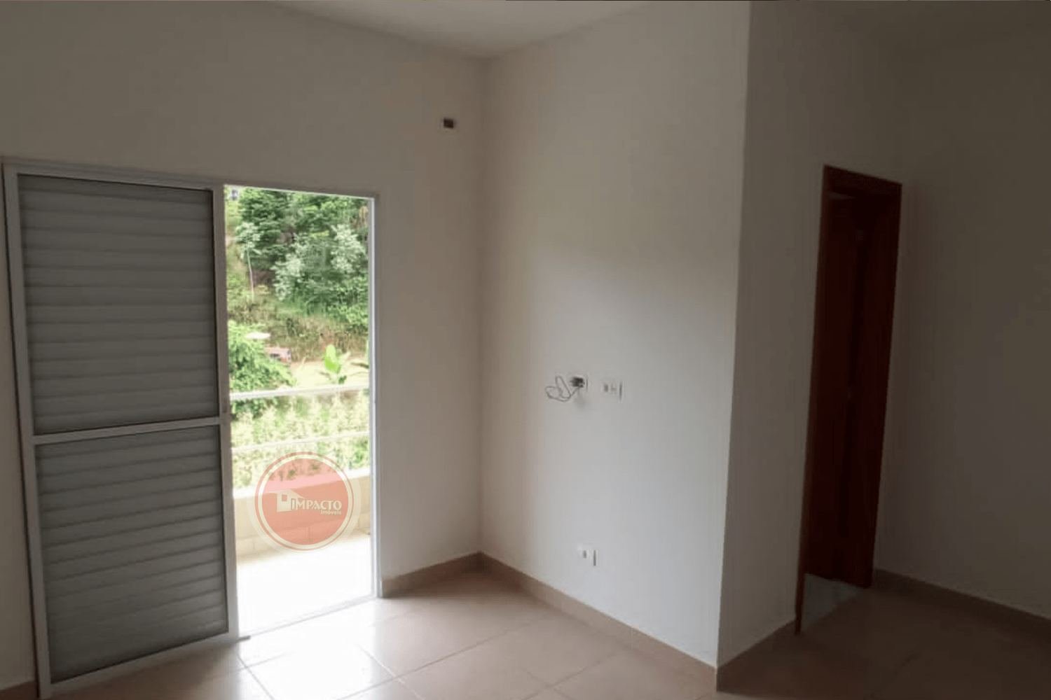 Linda casa à venda no condomínio Forest Hills bairro Itaoca