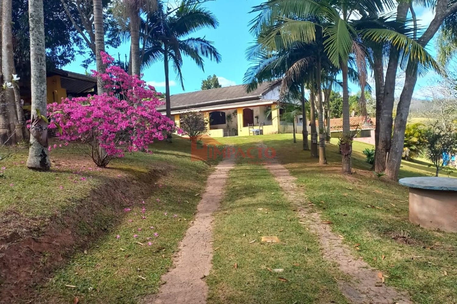 Chácara 3 Dormitórios – Conforto e Qualidade de Vida