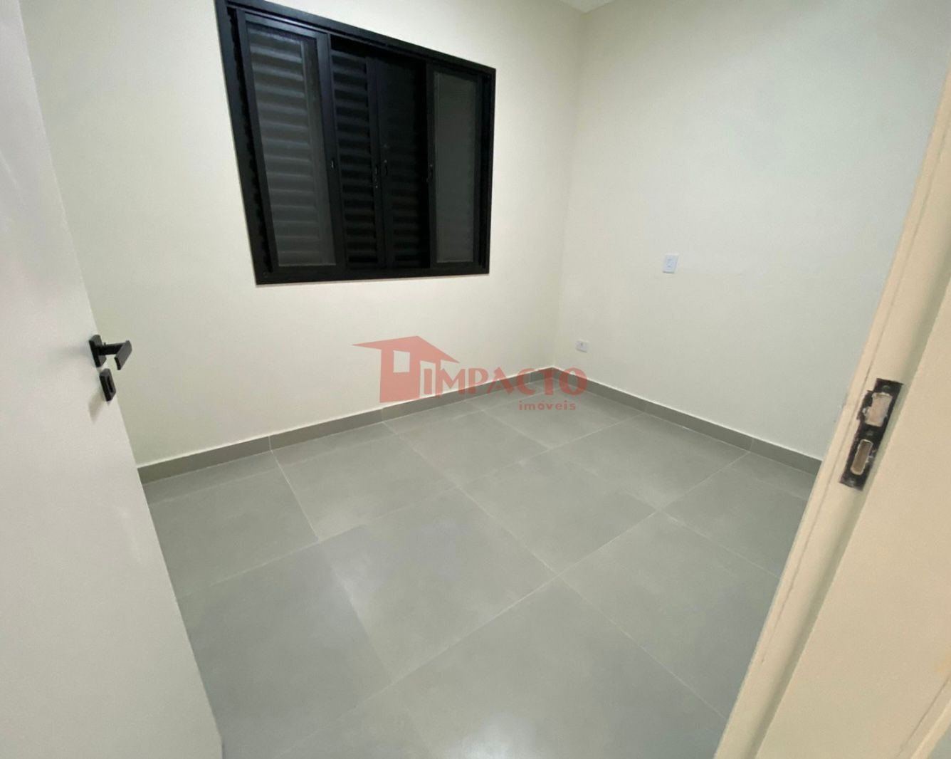 Belísssima Casa Térrea à Venda – Bairro Itapema