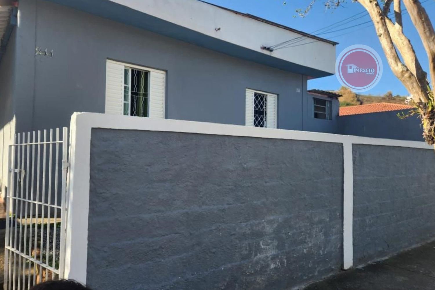 Bela casa térrea à venda no Nogueira