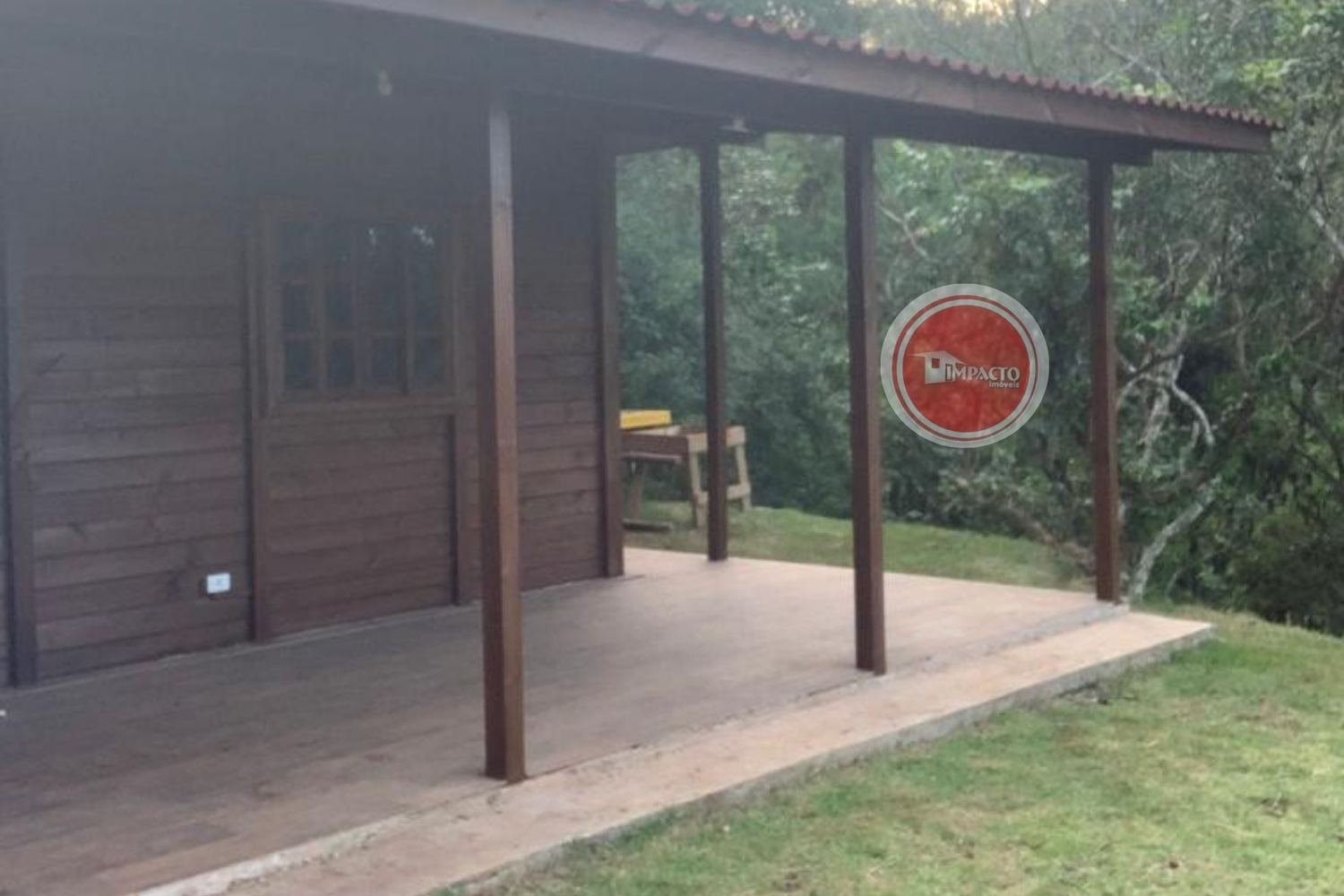 Bela casa à venda condomínio Alpes área de 1475 m2