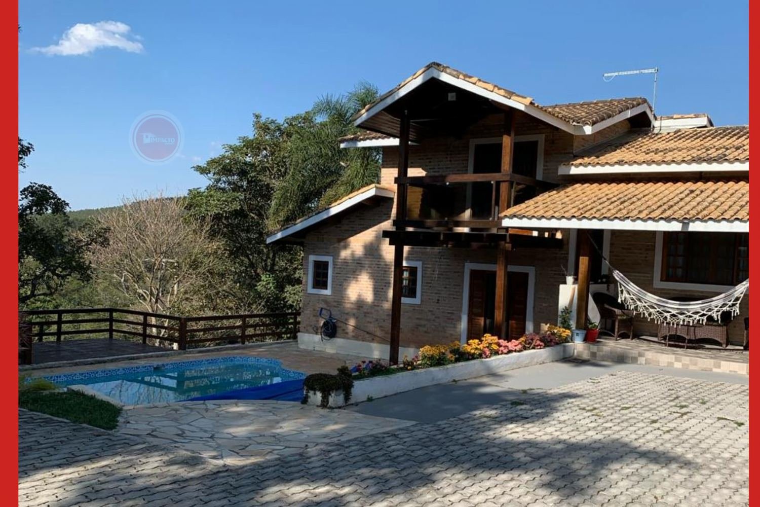 Belíssima chácara à venda