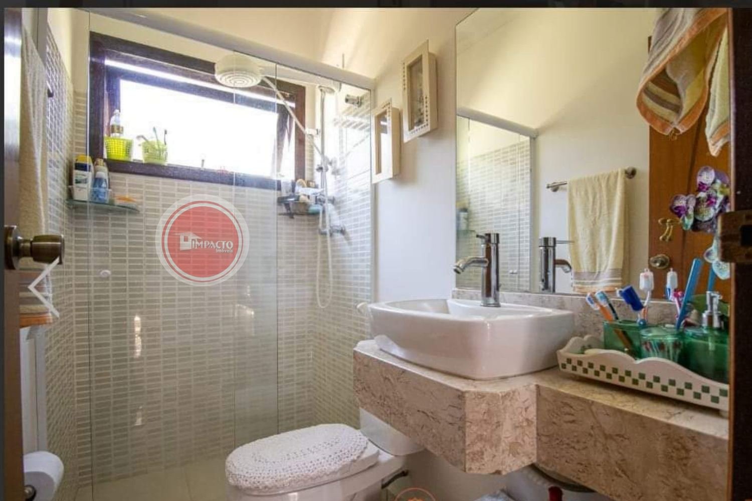 Casa espetacular à venda no condomínio Alpes 1.000 m²