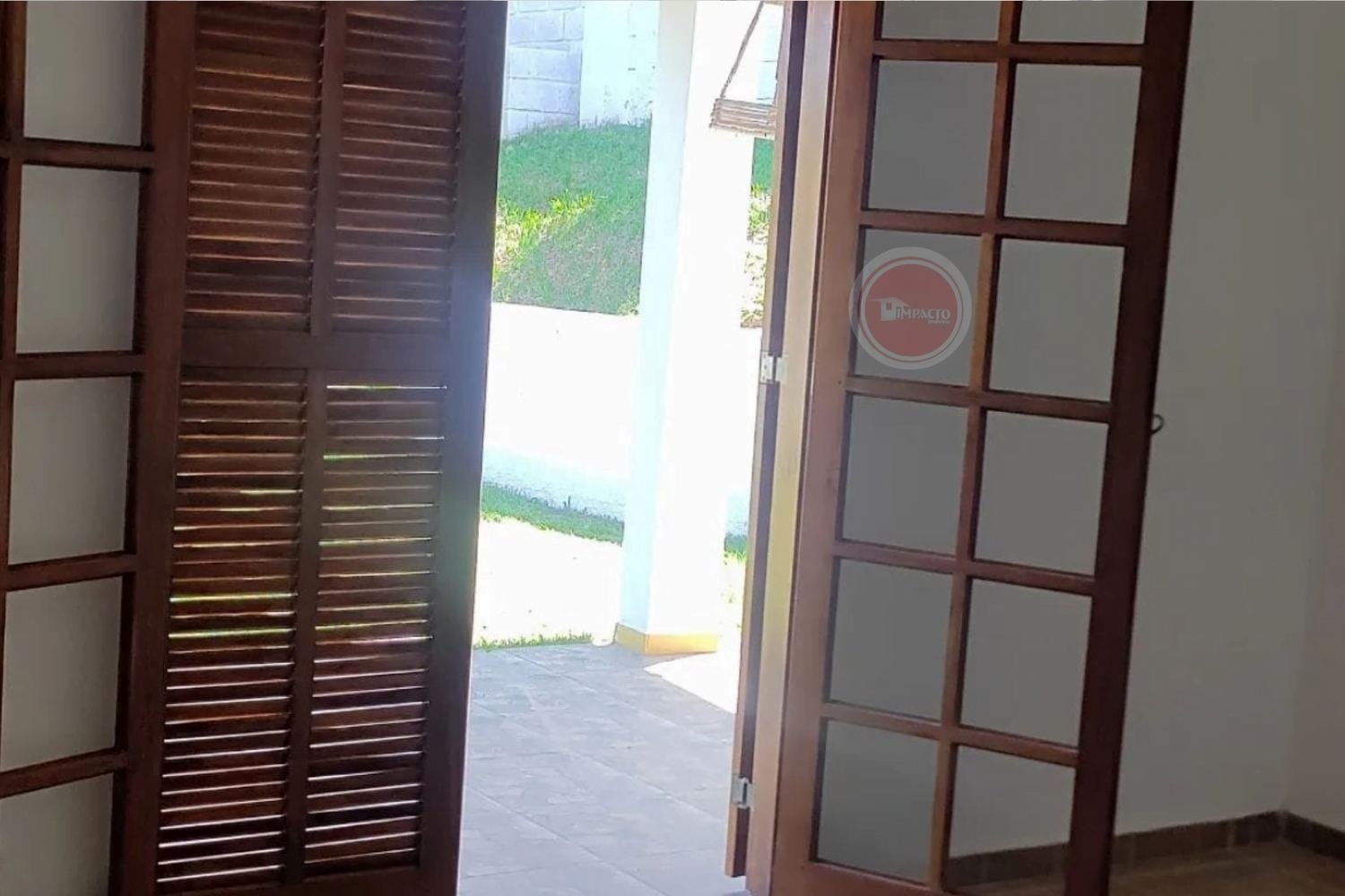 Belíssima chácara à venda 1.340 m²