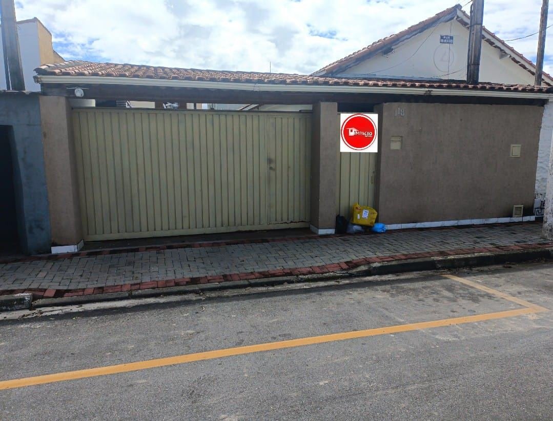 Linda casa térrea à venda no bairro Itapema